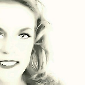 Meet your Posher, Cheri